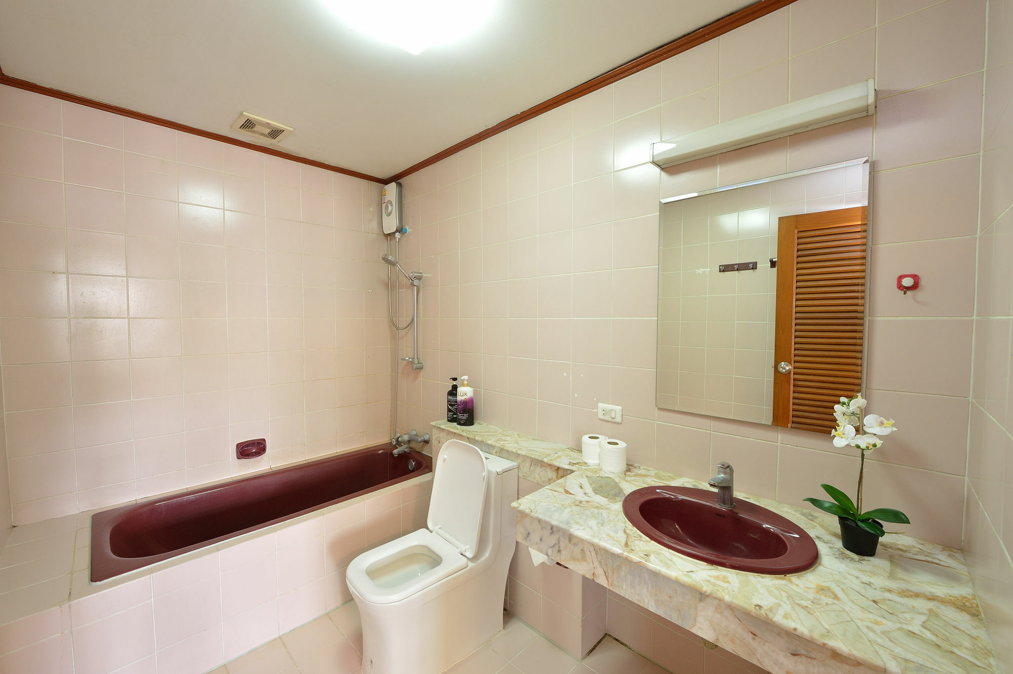 Lost And Found Bed And Breakfast Бангкок Екстер'єр фото