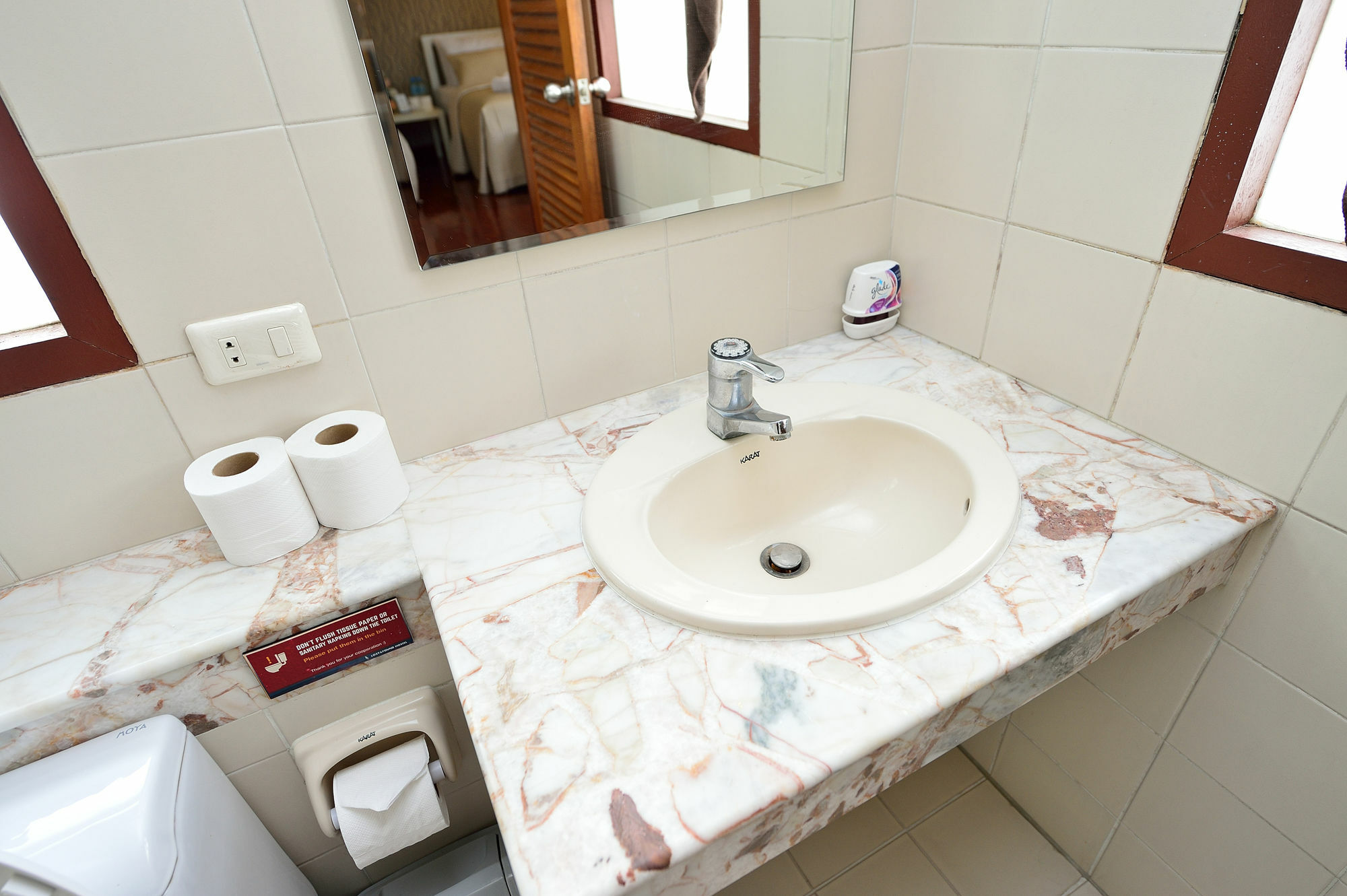 Lost And Found Bed And Breakfast Бангкок Екстер'єр фото